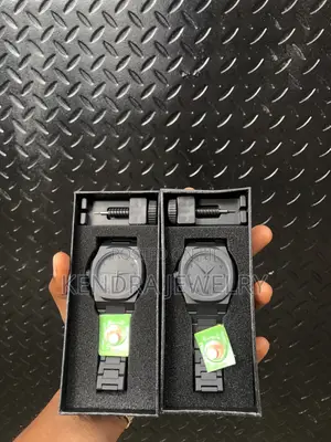 Valenzo Matte Black Wristwatch