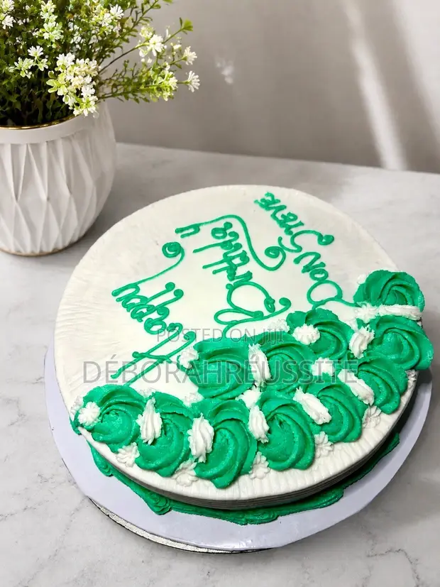 Buttercream Cake - 10 Inch, 1 Layer - 1