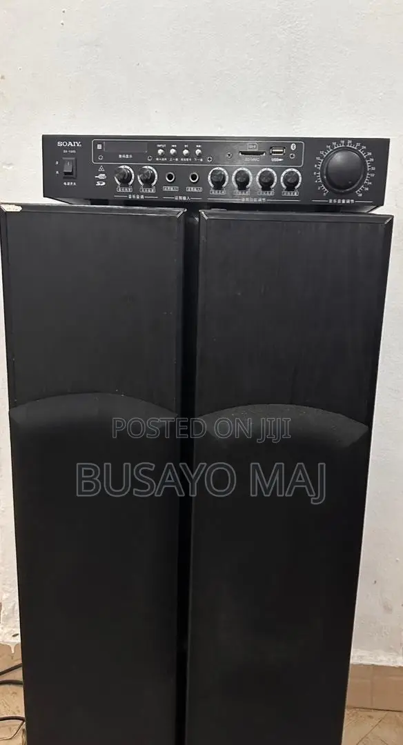 SOAIY LA-1600 Amplifier with 2 Standing Speakers - 1
