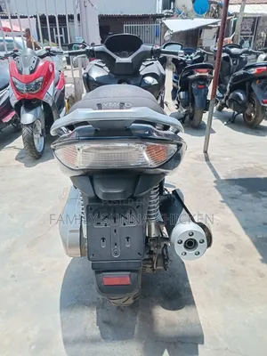 Kymco Xciting 500cc Scooter 2016 Gray