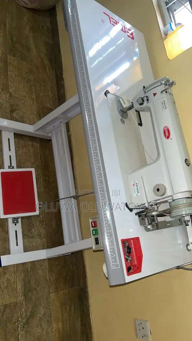 Emel 8500 Industrial Sewing Machine - 1