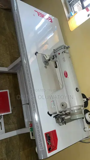 Emel 8500 Industrial Sewing Machine