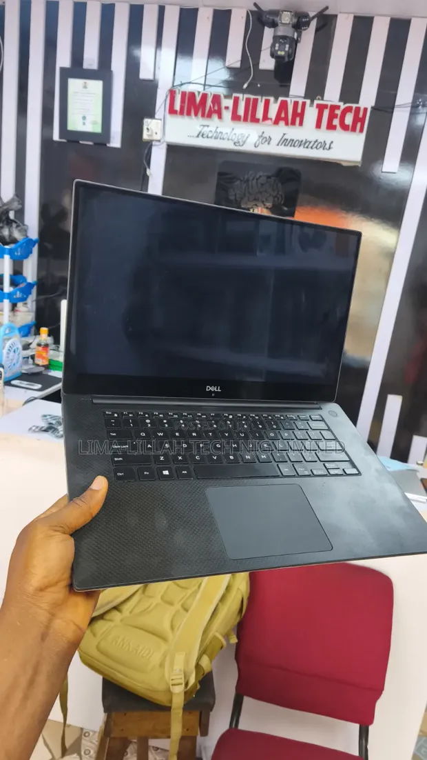 Dell Precision 5530 Laptop - 16GB RAM, 512GB SSD, 4K Touchscreen - 1