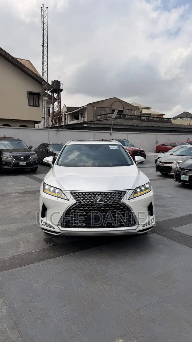 Lexus RX 2021 White - 1