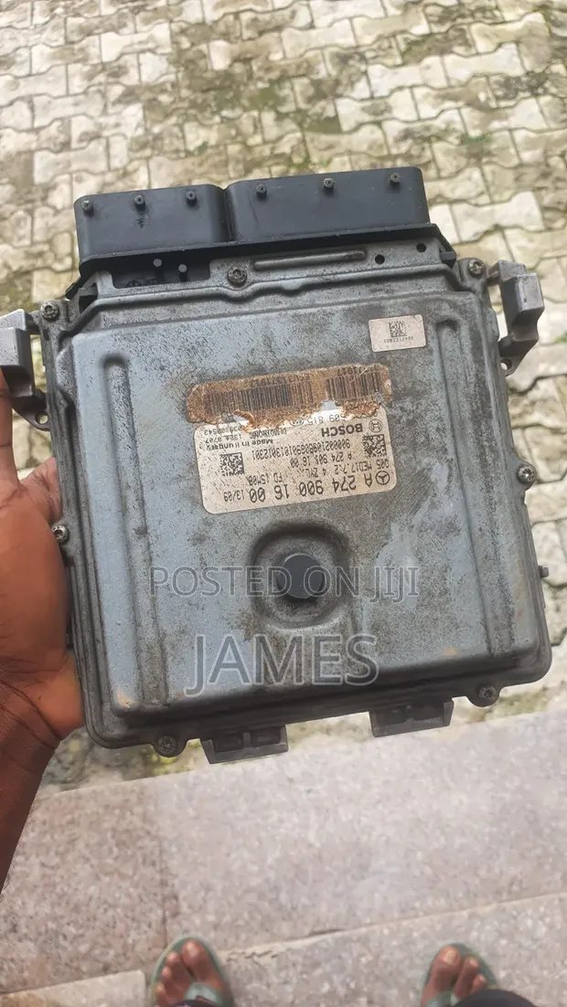 Mercedes-Benz C300 2015-2016 Brain Box - 1