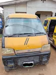 Suzuki Every Wagon 2001 Yellow - 1