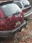 Toyota Quantum 2000 Red - 2