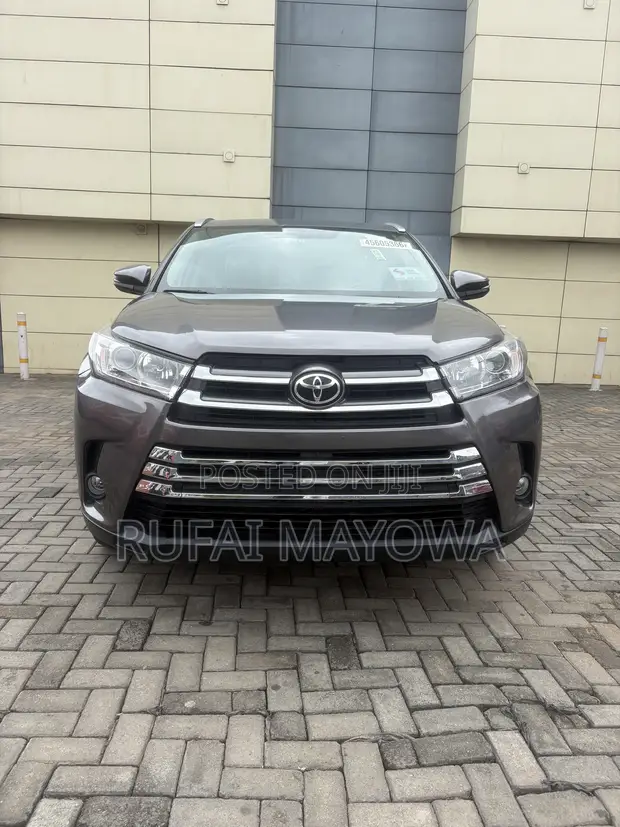 2015 Toyota Highlander Limited AWD SUV - 1