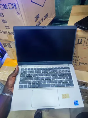 Dell Latitude 5330 Laptop - Intel Core i7, 8GB RAM, 256GB SSD