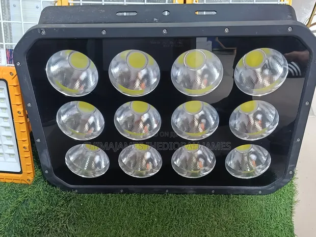 High Lumen IP65 Waterproof Outdoor LED Flood Light - 1