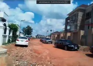 Filin Zama Mai Kyau don Siyarwa a Wuye, Abuja (1,300sqm)