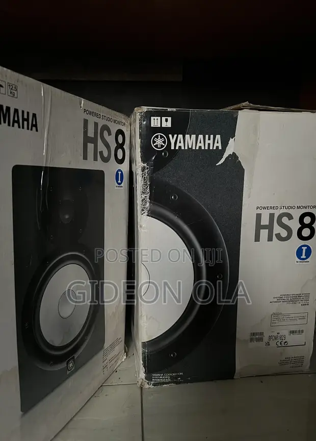 Yamaha HS8 Studio Monitor - 1