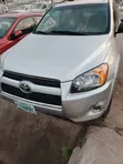Toyota RAV4 2010 Silver - 2