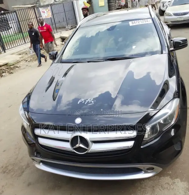 Mercedes-Benz GLA 250 2015 Black - 1