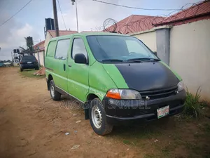 Toyota HiAce Bus 2024 Diesel