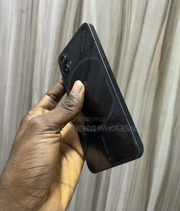 Nothing Phone 1 256GB Black - 1