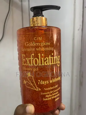 Golden Glow Intensive Whitening Exfoliating Shower Gel