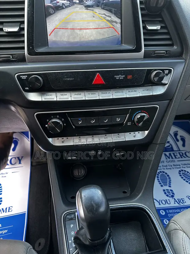 Hyundai Sonata 2018 Blue - 1