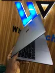 Apple MacBook Pro 2020 8GB Intel Core i5 256GB SSD - 1