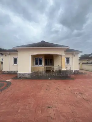 Furnished 3 Bedroom En-suite Bungalow in Alagbaka GRA, Akure