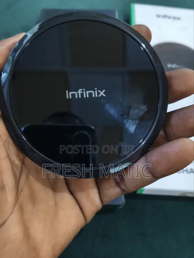 Infinix Wireless FastCharge Pad - Black - 1