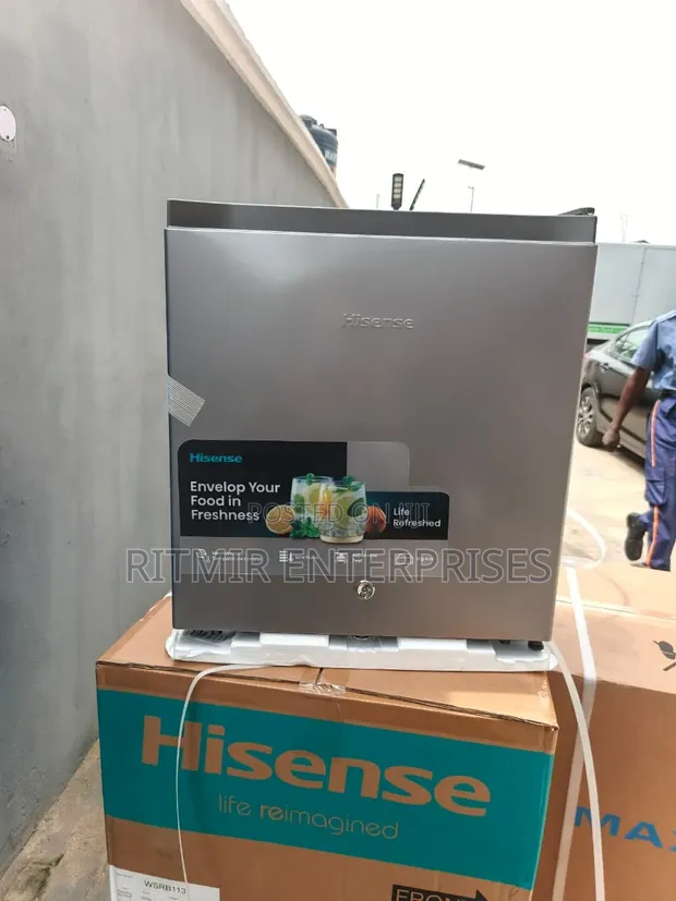 Hisense 44L Bedside Refrigerator - Frost Silver - 1