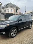 Toyota Highlander 2013 Black - 4