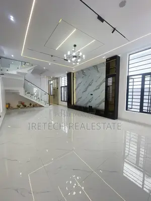 5-Bedroom Fully Detached Duplex da Pool a Gated Estate, Ajah