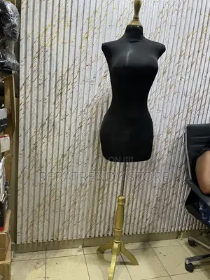 Brand New Pinnable Female Dress Form