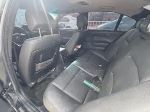 BMW 328i 2008 Baki