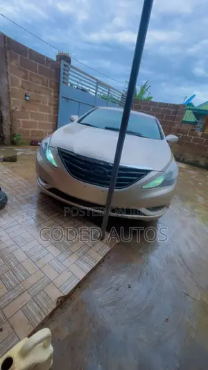 2011 Hyundai Sonata GLS Sedan FWD Gold