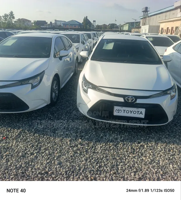 2022 Toyota Corolla White - 1