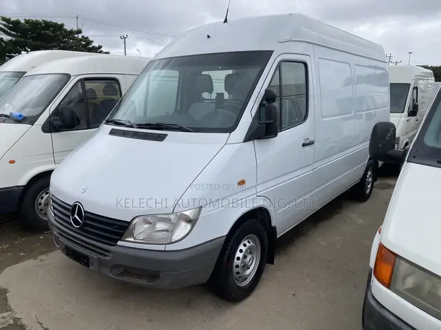 2006 Mercedes-Benz Sprinter - White - 1