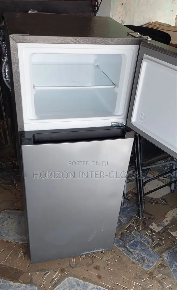 Fridgemaster Double Door Refrigerator - Top Freezer - 1