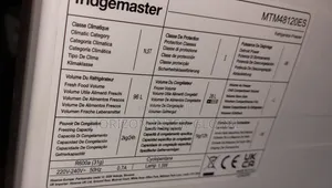 Fridgemaster Double Door Refrigerator - Top Freezer
