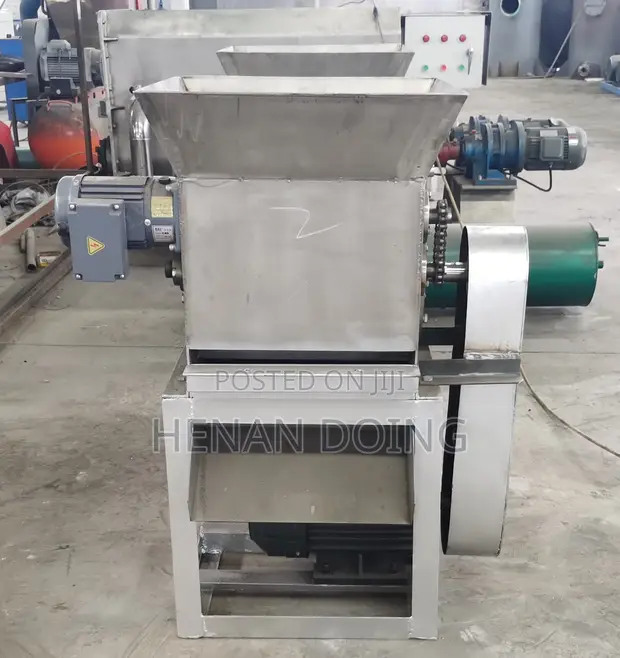 304 Stainless Steel Automatic Cassava Grater - 1