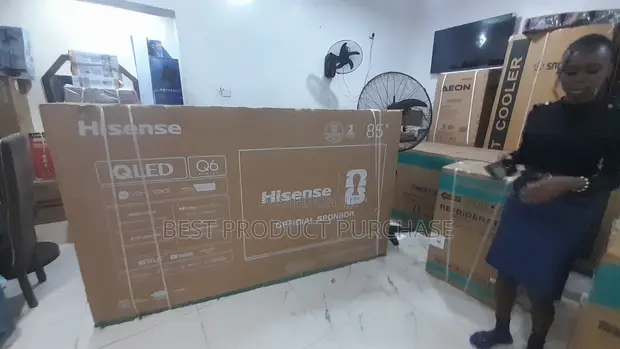 85" Hisense 4K QLED Smart TV with Dolby Vision - 1
