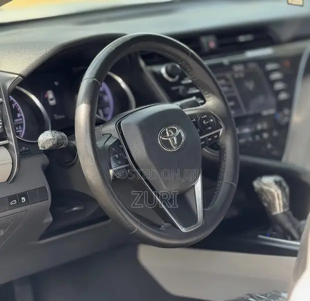 Toyota Camry don haya a Ikeja - 1