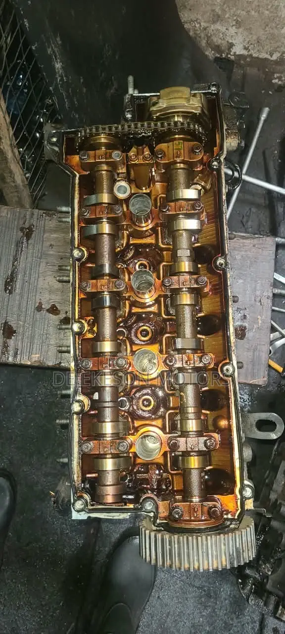 Hyundai Tucson 2006-2008 Cylinder Head (Iron Block) - 1