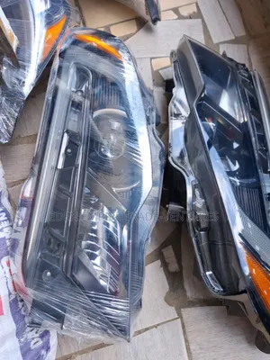 2016-2018 Honda Pilot Original Tokunbo Headlight Assembly