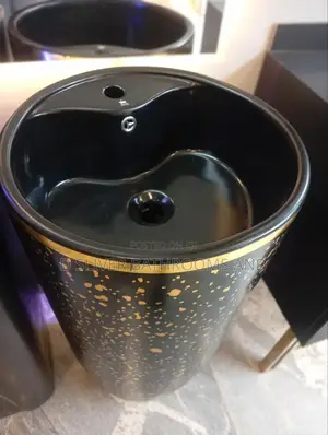 Designer Round Countertop Wash Hand Basin - Black & Gold