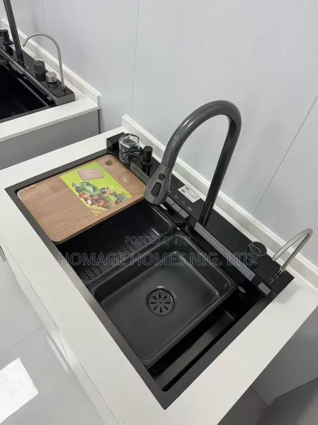 Luxury 5-Bowl Kitchen Sink with Tap & Accessories - 1