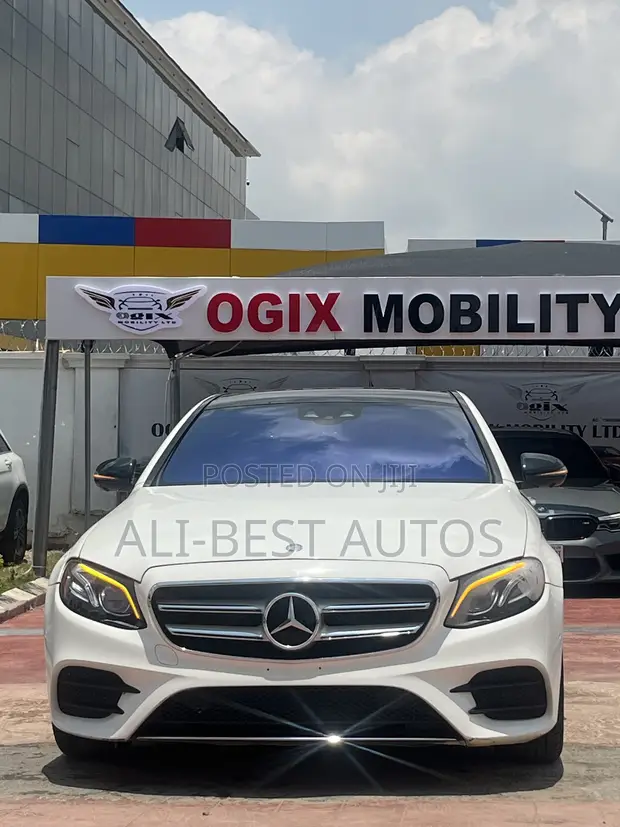 Mercedes-Benz E450 2019 Fari - 1