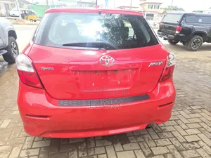 2010 Toyota Matrix S Hatchback - Foreign Used