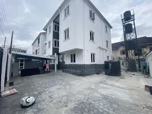 3 Bedroom Apartment don haya a Osapa London, Lekki
