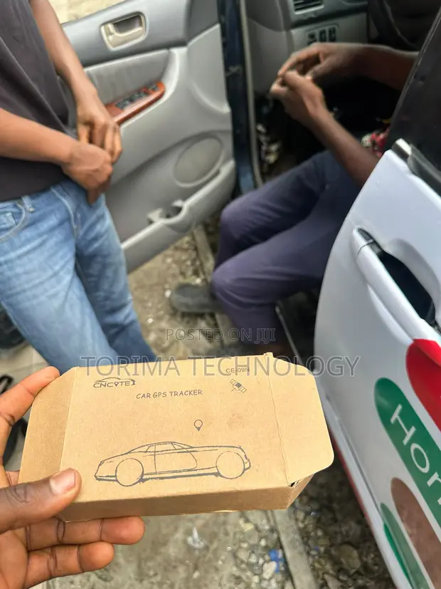 Reliable Car Tracker Installation - 1