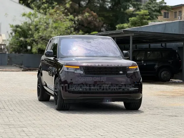 2023 Land Rover Range Rover Vogue P400 - 1