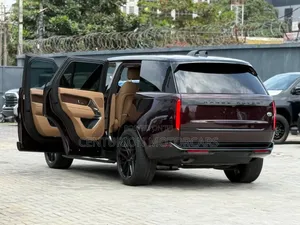 2023 Land Rover Range Rover Vogue P400