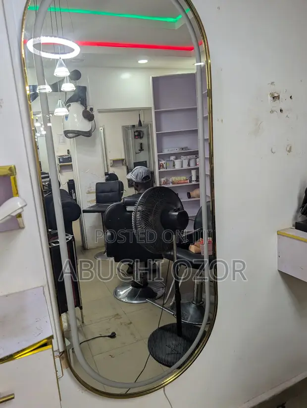 Sallon Mirrin Mai Hasken LED Mai Rataya a Ganuwa - 1