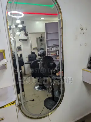 Sallon Mirrin Mai Hasken LED Mai Rataya a Ganuwa